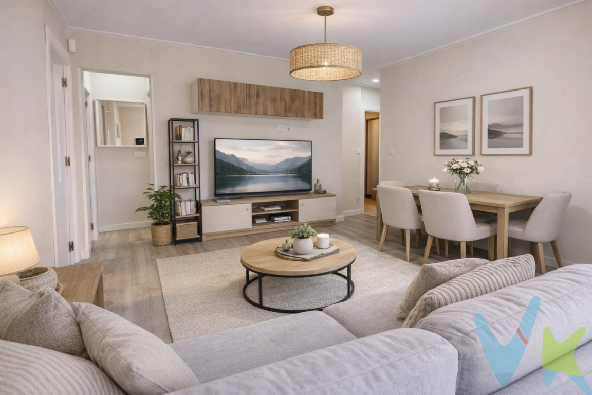 ¡Tu nuevo hogar en el barrio de Monteolivete!¿Buscas un piso con encanto, bien ubicado y listo para disfrutar? En pleno barrio de Monteolivete, a un paso del antiguo cauce del Río Túria, te espera esta vivienda que combina comodidad, luz natural y un entorno lleno de vida. Además, vivir en Monteolivete significa tenerlo todo cerca: restaurantes, cafés, mercados, ocio, cultura, colegios, farmacias, gimnasios... Todo lo que necesitas para facilitar el día a día y la rutina.Un piso ideal para empezar una nueva etapa, crear recuerdos y disfrutar de Valencia al máximo. ¿Lo vemos juntos?.Esta propiedad se ubica en una segunda altura con ascensor, accesible y cómoda para todos. Un salón muy luminoso. Un baño amplio y práctico para toda la familia, 3 habitaciones para adaptarlas a tu ritmo de vida: dormitorios, despacho o zona de juegos. Las ventanas de alta calidad evitan cualquier ruido del exterior. En la entrada de la vivienda dispones de un armario empotrado de lado a lado de la pared perfecto para el almacenaje de todo tipo, maletas, cajas, material deportivo y todo lo que necesites. Cuenta con aire acondicionado frío y calor. No dudes en contactarnos para visitar esta magnífica propiedad. Agencia Registrada con el Nº 89 en el Registro Obligatorio de Agentes Inmobiliarios de la Comunitat Valenciana. Puede consultar en la web de la GVA. La oferta está sujeta a cambios de precio o retirada del mercado sin previo aviso. Este anuncio en su conjunto, incluyendo textos, fotos, imágenes o cualquier otro contenido del mismo, no es vinculante dado que la información es ofrecida por terceros y puede contener errores. Se muestra a título informativo y no contractual. El precio no incluye lo siguiente: Honorarios de la agencia inmobiliaria, impuestos (IVA, ITP) y otros gastos de la Compraventa (notaria, gestoría y registro).Por mandato expreso del propietario, comercializamos este inmueble en exclusiva, lo que le garantiza el acceso a toda la información, a un servicio de calidad, un trato fácil, sencillo y sin interferencias de terceros. Por este motivo, se ruega no molestar al propietario, a los ocupantes de la propiedad o a los vecinos. Muchas gracias por su comprensión. Si usted es agente inmobiliario y tiene un cliente para este inmueble, llámenos: estaremos encantados de colaborar.