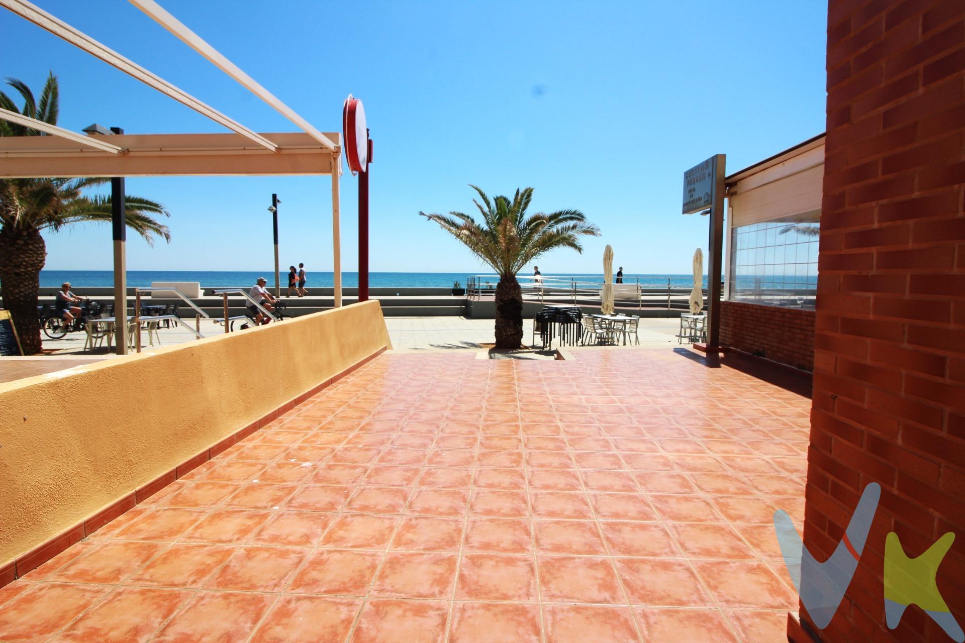 ¡OPORTUNIDAD ÚNICA!. local en primera línea de playa, con vistas al mar y zona de paso, amplio y versátil con flexibilidad para diseñar tu espacio según tus necesidades, tiene hueco para instalación de salida de humos. Ideal para oficinas con vistas al mar, restaurante o cafetería con terraza, etc.. Es perfecto para atraer clientes gracias a su gran visibilidad. No te pierdas esta oportunidad y contacta con nosotros para obtener más información. La playa Morro de Gos, con un entorno ideal para relajarte. Encontrarás todos los servicios e instalaciones que distinguen a una playa accesible. Su encanto principal reside en su tranquilidad. Esta maravillosa playa cuenta con los distintivos de Bandera Azul, ISO14001, SICTED (Sistema Integral de Calidad Turística en Destino) y “Q” Qualitur. Como ves una preciosa playa de fina arena con oleaje moderado y poco profundo. Los metros útiles son aproximados. Este inmueble es en exclusiva, con lo que le facilitamos cualquier información sobre la vivienda. Por este motivo, solicitamos no molesten al propietario, ocupantes de la propiedad, vecinos o conserje de la comunidad. . Muchas gracias por su comprensión. El precio indicado puede sufrir variaciones. En todos los casos los precios expuestos son más impuestos y gastos derivados de la transmisión del inmueble. 