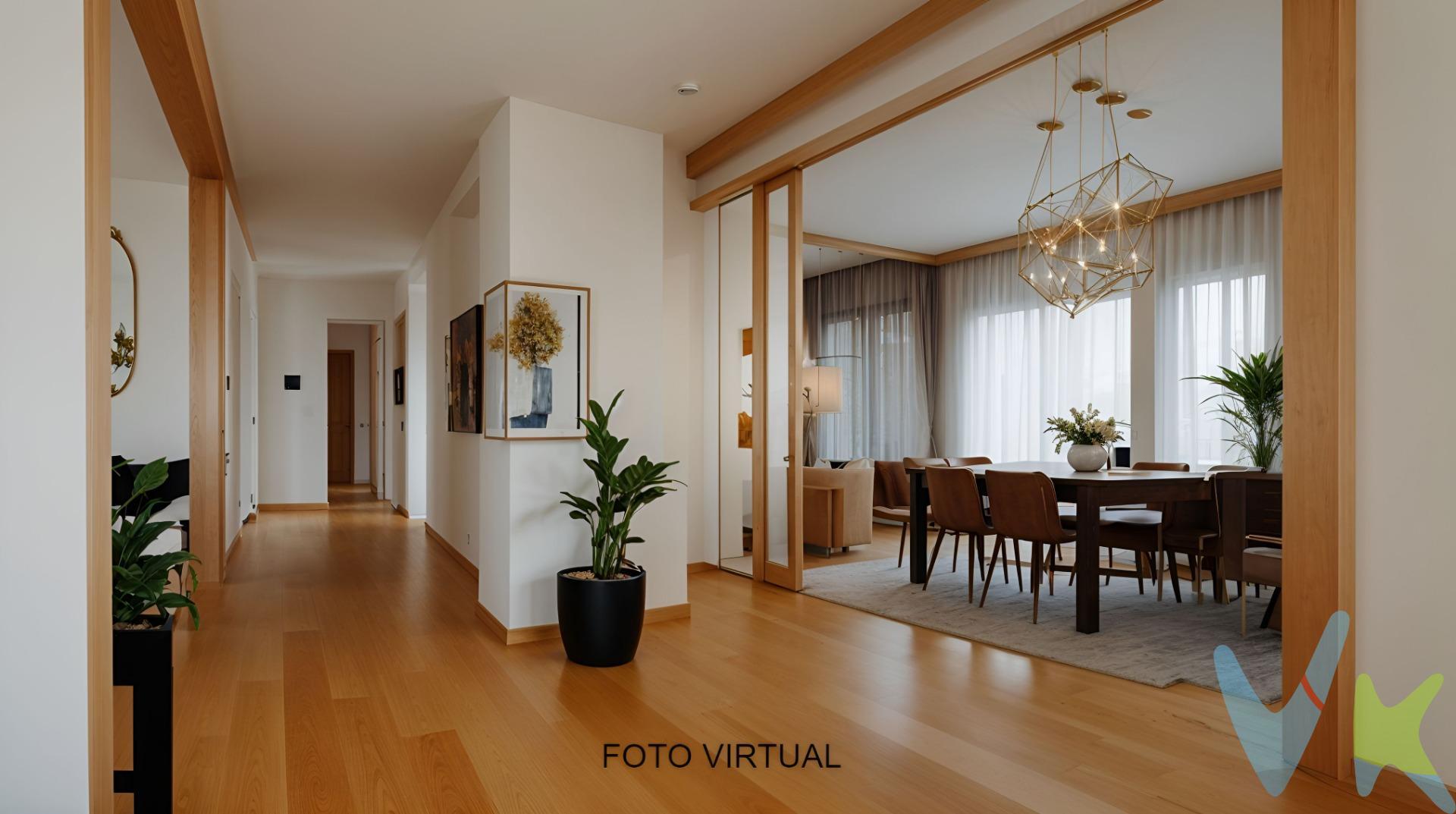 Ponemos a su disposición espectacular apartamento en el corazón de Ciutat Vella, Valencia. Este exclusivo inmueble de 151m² está ubicado en una de las zonas más icónicas de la ciudad, justo frente a las Torres de Serranos, ofreciendo impresionantes vistas hacia este emblemático monumento. Su ubicación céntrica, a solo 10 minutos andando de la Plaza de la Reina, está rodeada de toda clase de servicios: supermercados, colegios, centros médicos, hospitales, centros comerciales, parques y zonas infantiles. La conexión con el resto de la ciudad es inmejorable, con acceso a varias líneas de autobús, metro y tranvía, lo que facilita disfrutar de la vida urbana con todas las comodidades a su alcance. El apartamento se encuentra orientado al sureste y está situado en una esquina, lo que garantiza mucha luz natural durante todo el día. Sus 5 amplias habitaciones dobles ofrecen grandes posibilidades de distribución y uso, ya sea como residencia o espacio profesional. Además, cuenta con 2 baños completos y 1 aseo, lo que añade practicidad y confort. Suelo de tarima de 10 mm de roble americano, carpintería exterior de doble ventana Kommerling y un alto nivel de aislamiento acústico aseguran un ambiente silencioso y cómodo en plena ciudad. La terraza interior, amplia y versátil, añade un espacio extra para el uso y disfrute del apartamento. Equipamiento moderno: aire acondicionado, calefacción, armarios empotrados, ascensor y videoportero garantizan el máximo confort y seguridad. Uso actual: Aunque es una vivienda por sus características y tamaño, actualmente está adaptada para funcionar también como un centro de acupuntura, lo que demuestra su versatilidad. Este espacio se ha utilizado para crear una atmósfera tranquila y cómoda, ideal para terapias de bienestar. Sin embargo, su diseño y distribución hacen de este apartamento una vivienda ideal para familias o incluso para quienes busquen combinar vida personal y profesional en un mismo lugar. También es perfecto para otras actividades profesionales, como estudios médicos o consultas legales. Gracias a su ubicación, amplitud y distribución, esta vivienda es una excelente opción tanto para quienes desean un hogar en el centro de Valencia, como para aquellos que busquen un espacio con múltiples posibilidades. Posibilidad de financiación, consulte a nuestro departamento financiero para más detalles. El mobiliario que aparece en las fotos no está incluido en el precio. En el precio del inmueble no están incluidos los gastos de la compraventa ni los honorarios de la agencia. Para más información o para agendar una visita, no dude en contactarnos.