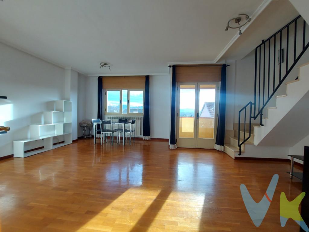 Bonito Dúplex de 3 habitaciones y 2 baños junto al hospital San Pedro de Logroño1 habitación en planta baja . 2 habitaciones bajocubierta. 2 baños. Incluye plaza de garaje y trastero. Ascensor. Exterior.Tiene cerca servicio de varios supermercados. Colegios. Su ubicación le permite poder disfrutar de un gran parque. 