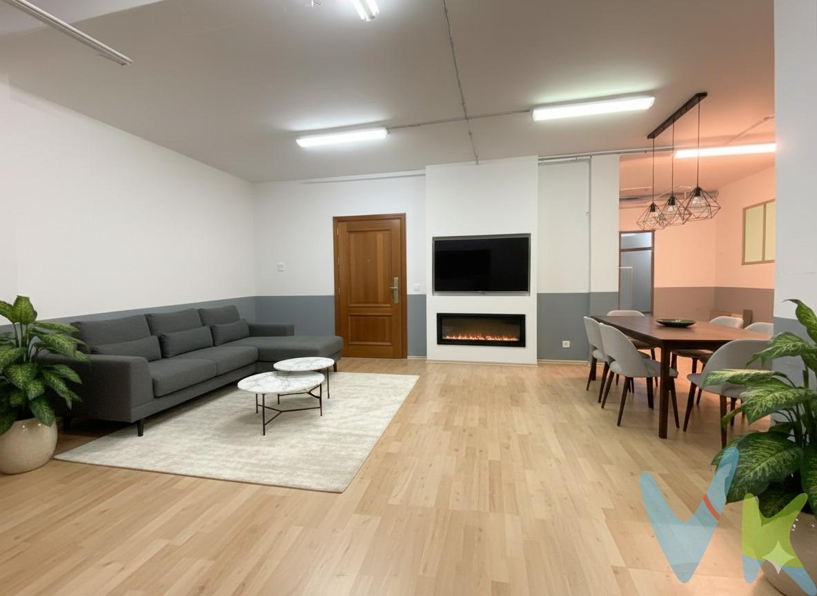 🏡 ¡NUEVA OPORTUNIDAD EN CANALS! 🏡. ✨ Posibilidad de cambio de uso a vivienda o amplio local comercial con múltiples opciones ✨. ¿Buscas un espacio para tu negocio o prefieres transformarlo en tu futura vivienda?. Este fantástico bajo comercial de más de 250 m², ubicado a pocos metros de la Avenida Jaime I, ofrece ambas posibilidades. Actualmente dividido en dos zonas —una destinada a garaje y otra a almacén—, este inmueble destaca por su versatilidad y su gran potencial de transformación.  Existe la posibilidad de retirar una parte del techo de chapa en la zona posterior, lo que permitiría adaptarlo fácilmente para cambio de uso a vivienda, creando un hogar amplio, con luz natural y espacio exterior. Ideal tanto para uso comercial como residencial:.  magina aquí tu restaurante, supermercado, tienda de ropa, oficina o negocio de comida para llevar… O bien, convierte este espacio en una vivienda única, moderna y con carácter industrial. Las imágenes generadas con IA muestran diferentes propuestas para ayudarte a visualizar todo su potencial. Características principales:. ✅ Superficie total: +250 m². ✅ Dos accesos, uno con puerta automática. ✅ Vado de alta (ideal para carga y descarga). ✅ Oficina en altillo. ✅ Aseo. ✅ Espacio diáfano adaptable a cualquier proyecto. ✅ Posibilidad real de cambio de uso a vivienda. 💰 Precio: 144.000 €. Una oportunidad excepcional tanto para emprendedores como para inversores que buscan un inmueble con ubicación estratégica y un enorme margen de personalización. Contacta para más información o concertar una visita. VENTA:. PVP 144.000€.  Gastos e impuestos no incluidos en el precio. La compra conlleva impuestos y gastos de formalización para el comprador. A título orientativo se informa que en segundas transmisiones el  ITP  con carácter general en  Valencia  es del  10%, pudiendo existir otros tipos impositivos atendiendo a  las circunstancias  personales del comprador u otras circunstancias previstas legalmente. Base imponible del impuesto el mayor valor entre el precio de compraventa, la tasación o el valor de referencia catastral. En cuanto a los gastos de  notaría y registro, en su caso,  suelen oscilar aprox; entre 1,5% y 2,5% (aranceles variables según precio, n.º de copias y complejidad). El comprador elige notario. Si el comprador precisase de  hipoteca: tasación, condiciones y costes bancarios serán según entidad elegida por el comprador, así como los gastos de gestoría, y cualesquiera otros gastos inherentes a la formalización de la compraventa que legalmente correspondan a la parte compradora, salvo pacto expreso en contrario con el vendedor. El consumidor tiene,  conforme a la normativa vigente, a su disposición información y documentación adicional relativa al inmueble y condiciones de la compraventa, que podrá ser consultada en C/Joaquín Costa 4, bajo 46005 Valencia o urbe2@remax.es. Honorarios de mediación inmobiliaria a cargo del  COMPRADOR: (3% del precio final de venta más IVA (21%), salvo otro pacto.); y  de VENDEDOR (según acuerdo con el mismo). . Se informa al consumidor que la agencia actúa como intermediaria inmobiliaria en la operación, estando cualquier eventual compraventa y sus condiciones sujeta a la aceptación expresa del propietario-vendedor y a la posterior formalización del correspondiente contrato.